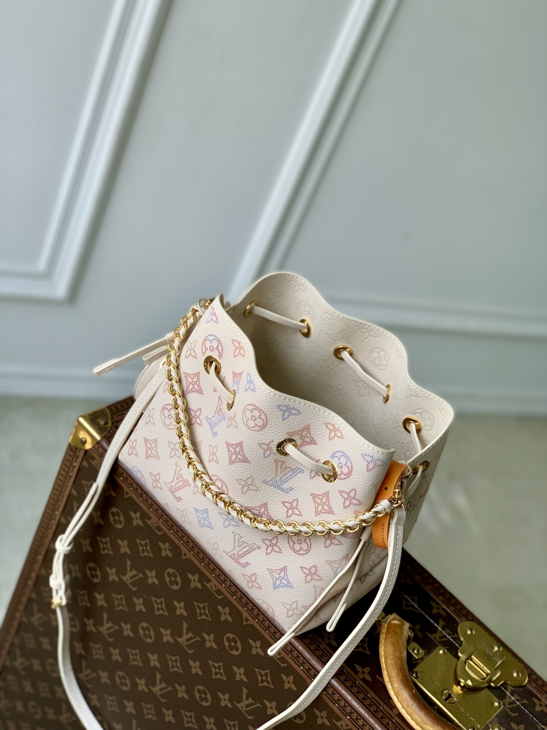 l0vis Vvtt0n bella tote bag-19 x 22 x 14cm