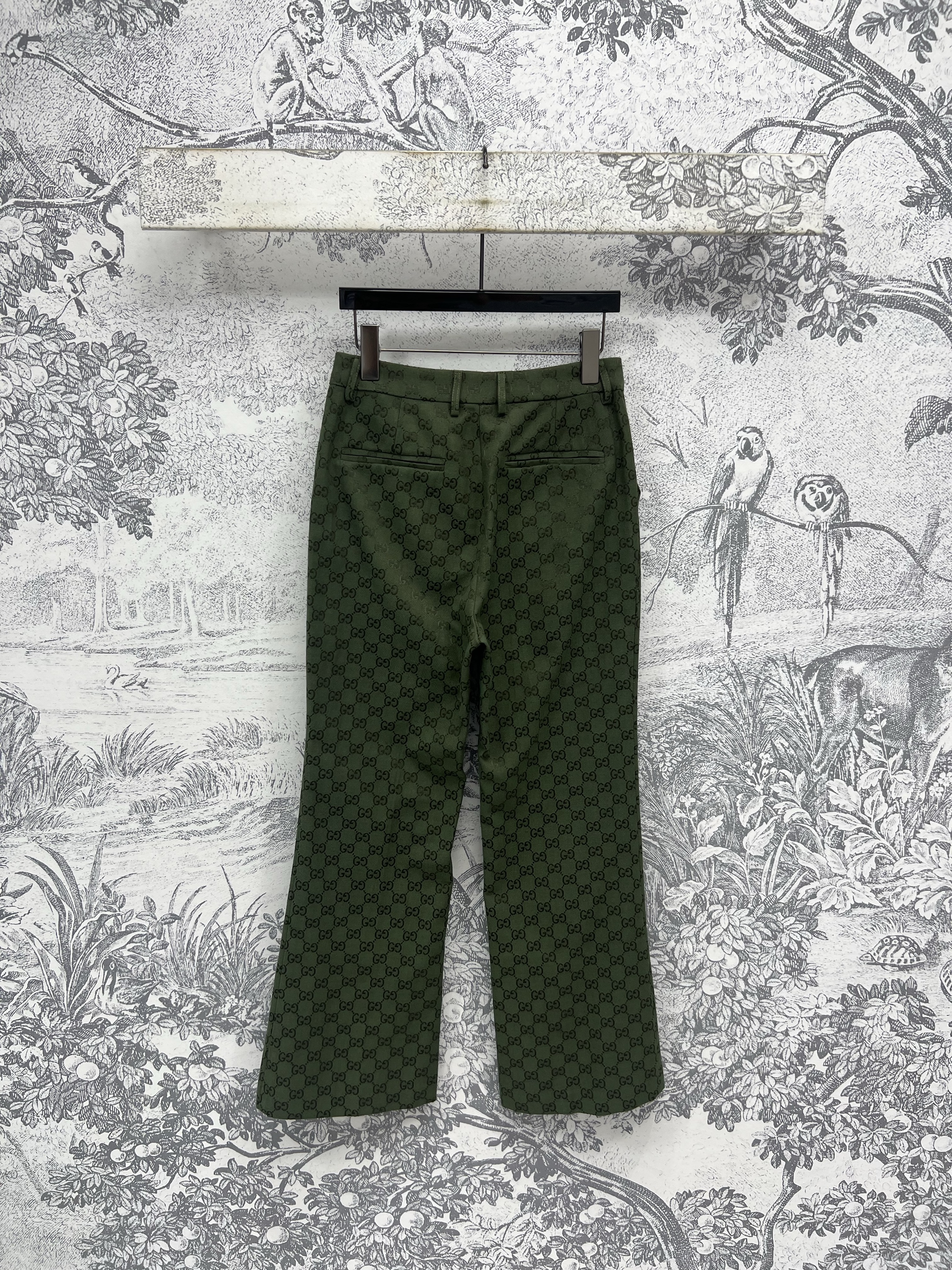 Gv*c high-waisted straight-leg pants in signature green gg jacquard