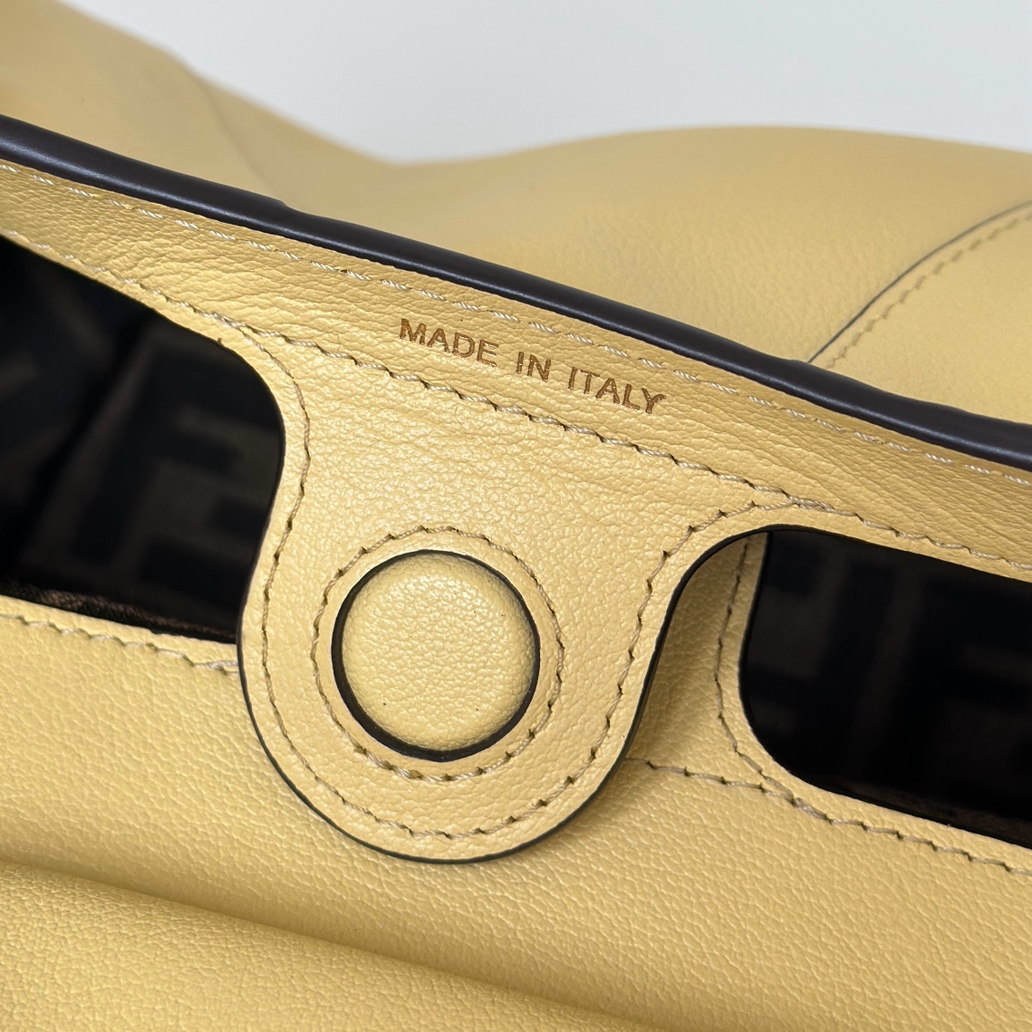 F**di spy bag -32*12*18cm