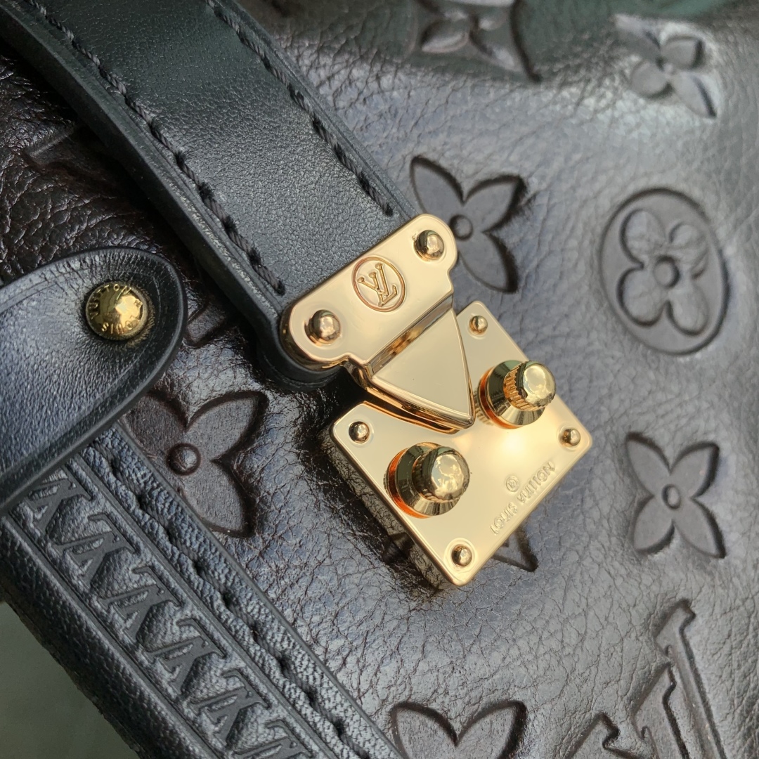 l0vis Vvtt0n side trunk -m14606-16 x 8.5 x 23.5cm