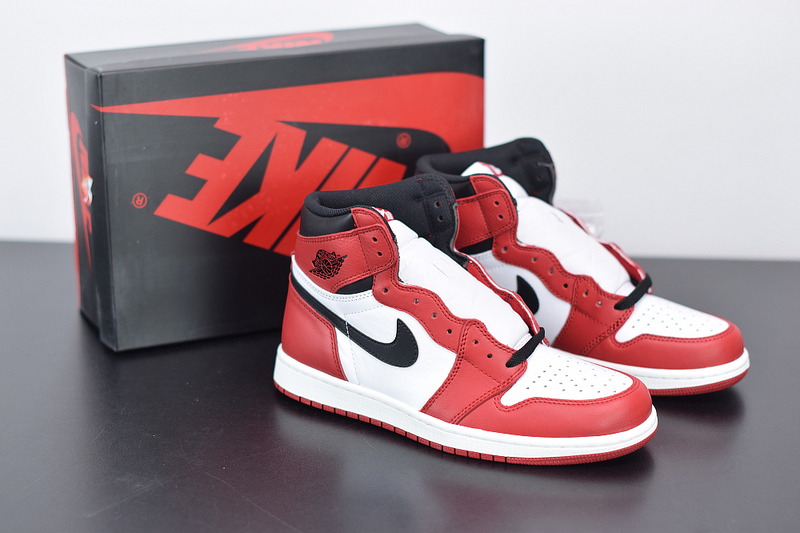 AIR JORDAN 1 HIGH OG “COURT PURPLE” 555088-101