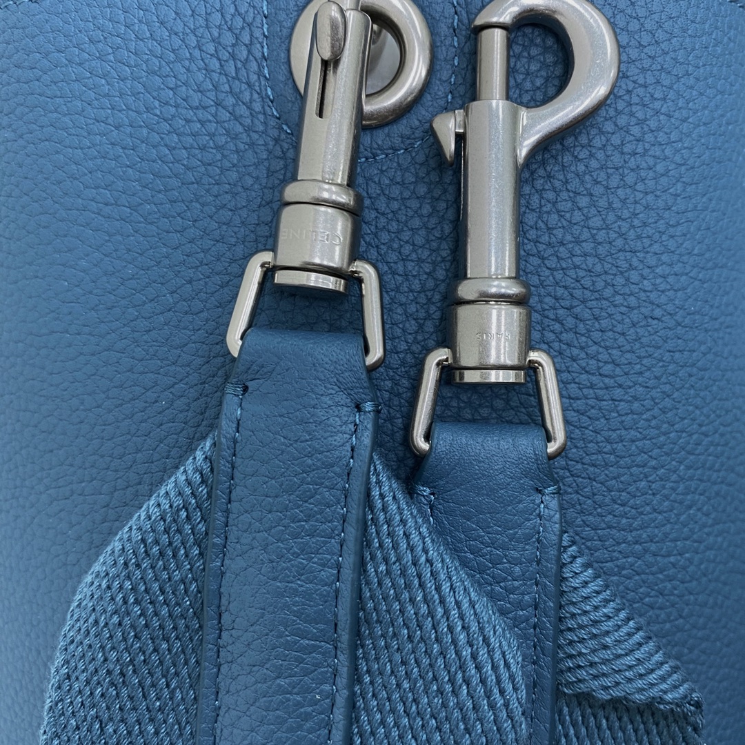 Ce**e sangle bag-23*17*33cm