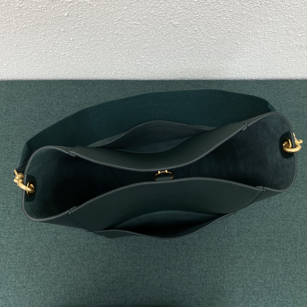 Ce**e sangle bag-23*17*33cm