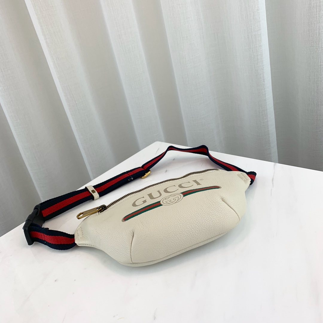 G*u*i waist bag-22cm