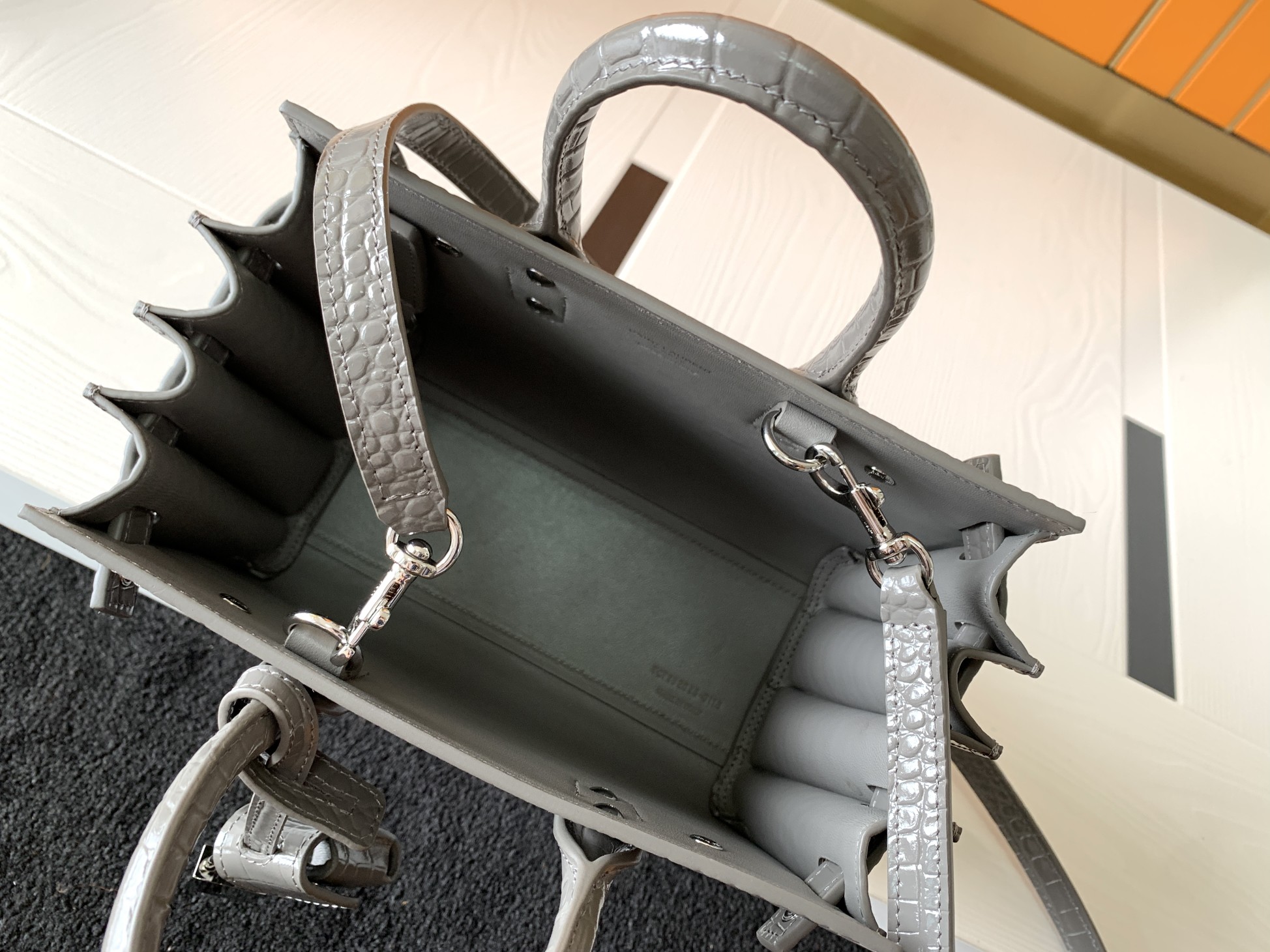 Y*L sac de jour-22x18x10.5cm